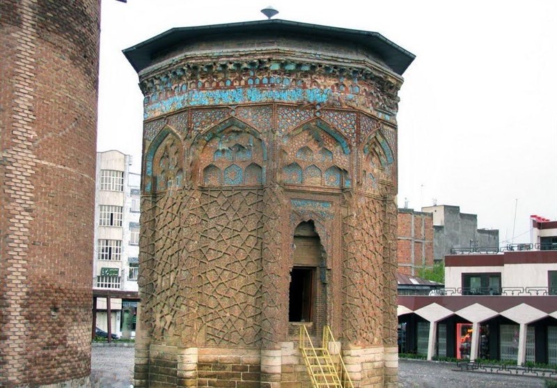 برج دو قلوی کبود مراغه