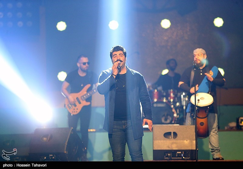 کنسرت بهنام بانی در جشنواره نوروزی کیش