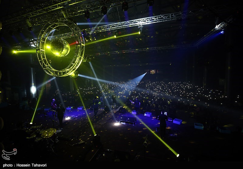 کنسرت بهنام بانی در جشنواره نوروزی کیش