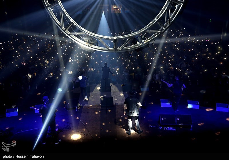 کنسرت بهنام بانی در جشنواره نوروزی کیش