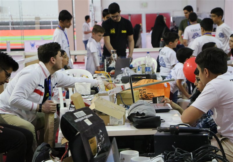 نخستین روز از سیزدهمین مسابقات بین‌المللی ربوکاپ آزاد ایران - 16