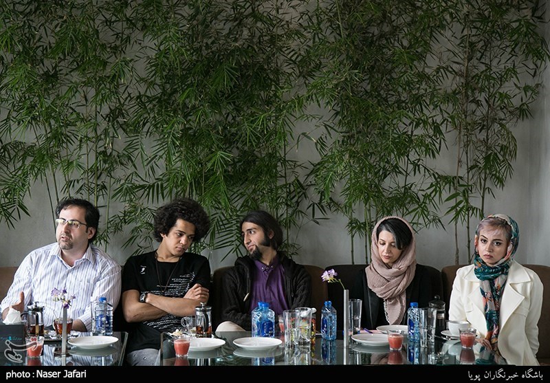 نشست خبری نمایش آمادئوس