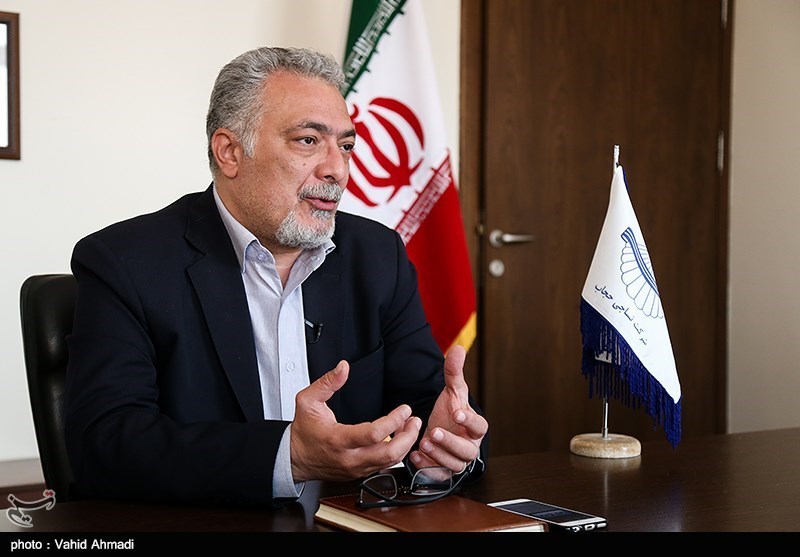 مصاحبه با مدیر عامل کارخانه چادر مشکی