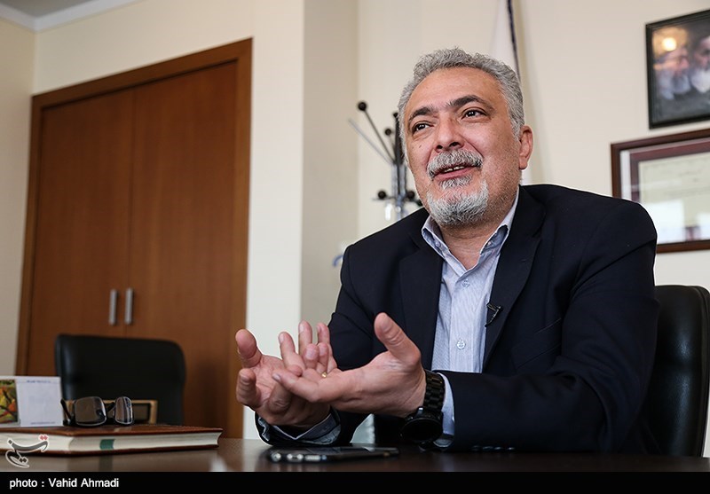 مصاحبه با مدیر عامل کارخانه چادر مشکی