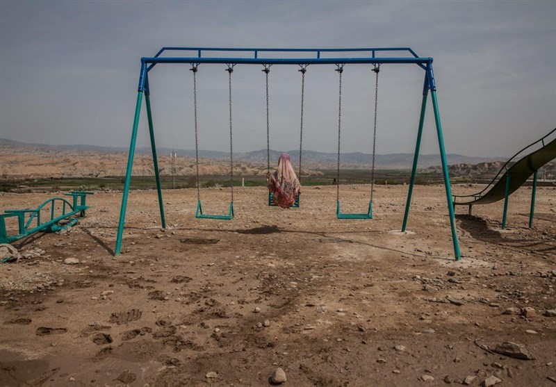 نمایشگاه عکس «زن‌ماندگی»