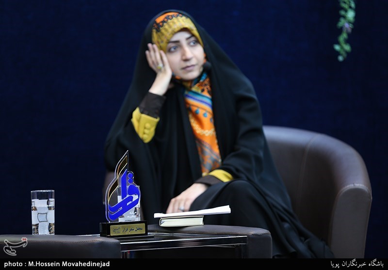 شانزدهمین محفل شعر قرار