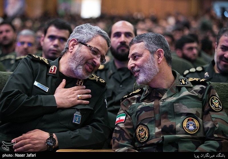 همایش روز پاسدار و تجلیل از مدافعان حرم