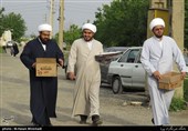 پخش شربت و اطعام غذا در روز ولادت امام زمان حضرت مهدی(عج) توسط گروه جهادی هادیان سعادت