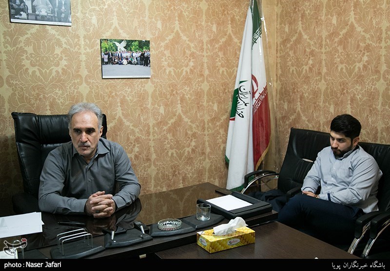 گفت و گو با احمد حکیمی پور دبیرکل حزب اراده ملت