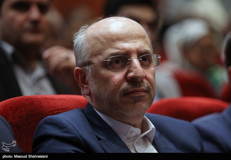 رونمایی از دومین کتاب مد و لباس ایران