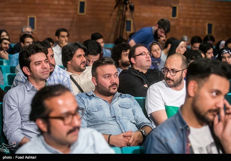 دومین دوره اهدای نشان عکس مطبوعاتی سال