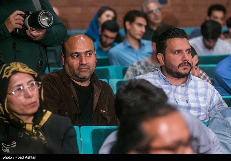 دومین دوره اهدای نشان عکس مطبوعاتی سال