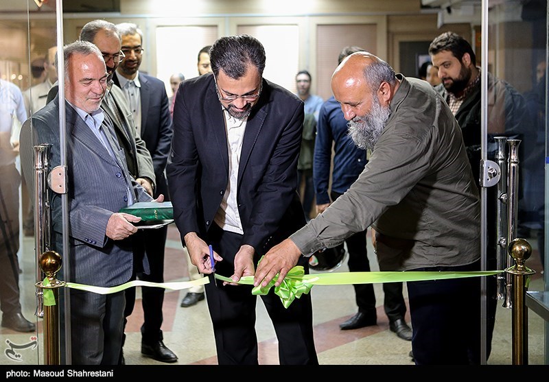 افتتاح نمایشگاه کاریکاتور و پوستر (پایان یک داعش)