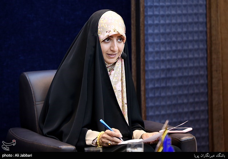 هفدهمین محفل شعر قرار