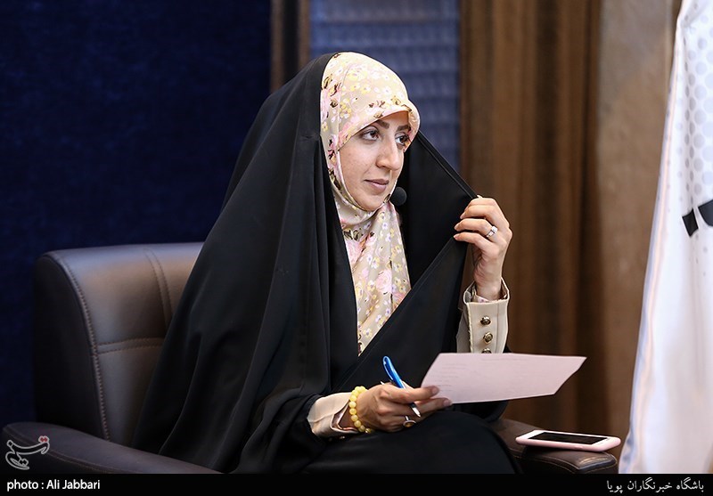 هفدهمین محفل شعر قرار