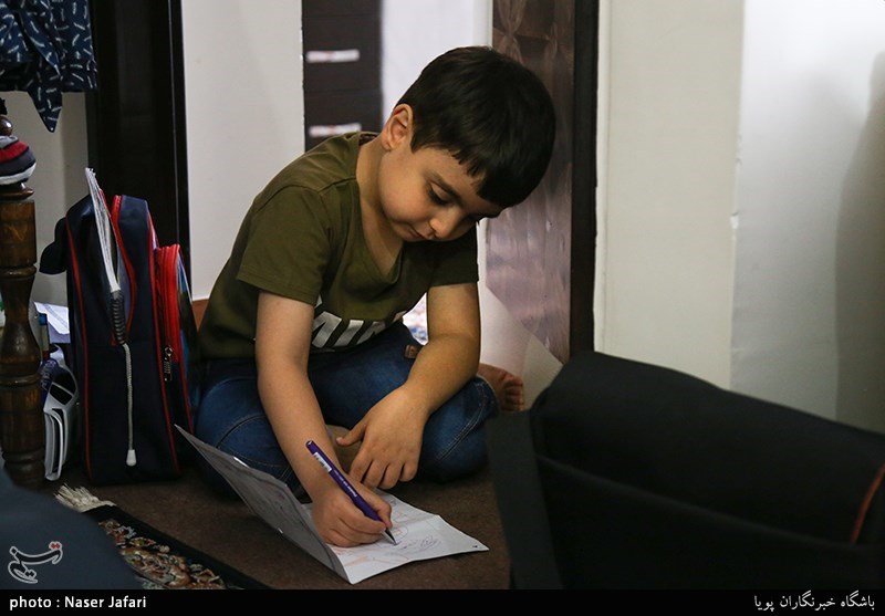 دیدار جامعه قرآنی با خانواده شهید مدافع حرم ابوالفضل نیکزاد