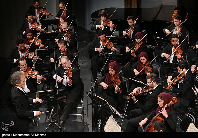 اجرای ارکستر سمفونیک تهران به رهبری شهرداد روحانی