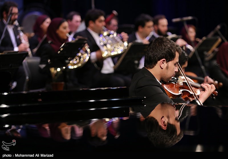 اجرای ارکستر سمفونیک تهران به رهبری شهرداد روحانی