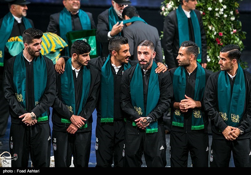 Iranian Officials See Off Members of Team Melli