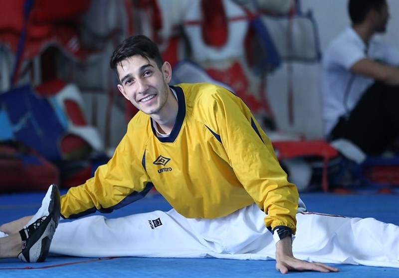 عاشورزاده؛ در دو راهی پاس یا مس