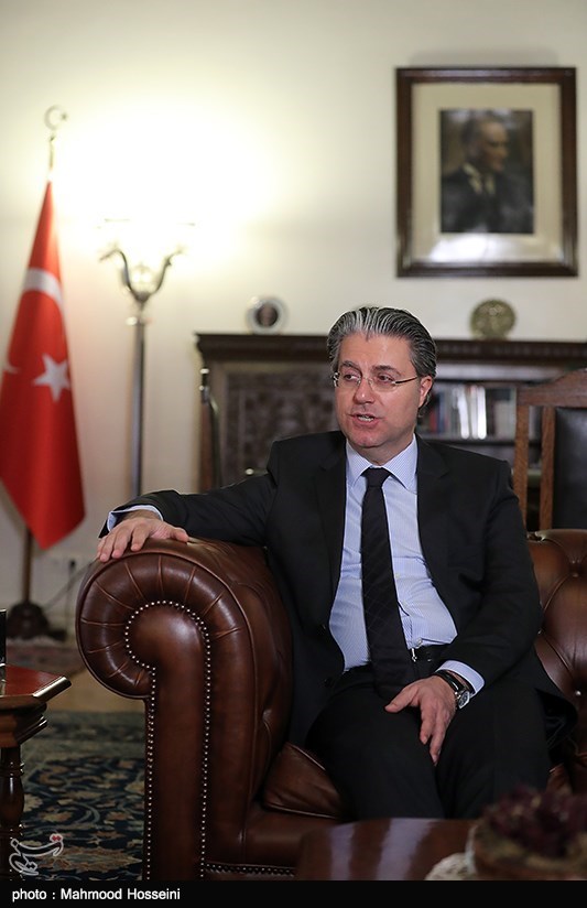 مصاحبه اختصاصی خبرگزاری تسنیم با رضا حاکان تکین سفیر ترکیه در ایران