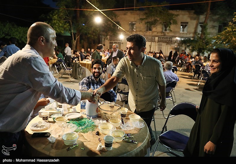 افطاری انجمن عکاسان انقلاب و دفاع مقدس