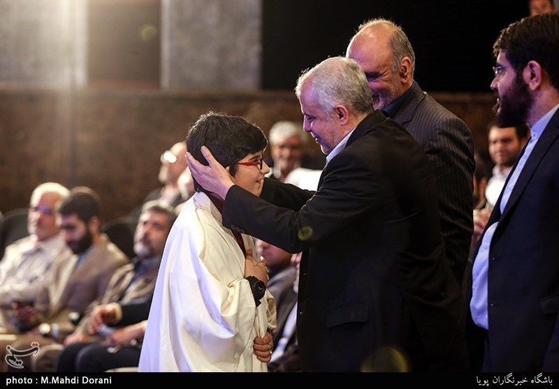 هفدهمین همایش عمری با قرآن