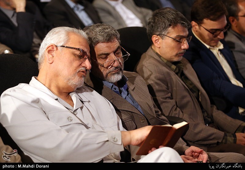 هفدهمین همایش عمری با قرآن