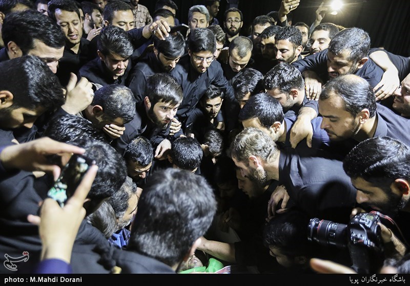 مراسم وداع با پیکر مطهر شهید محمدمهدی فریدونی