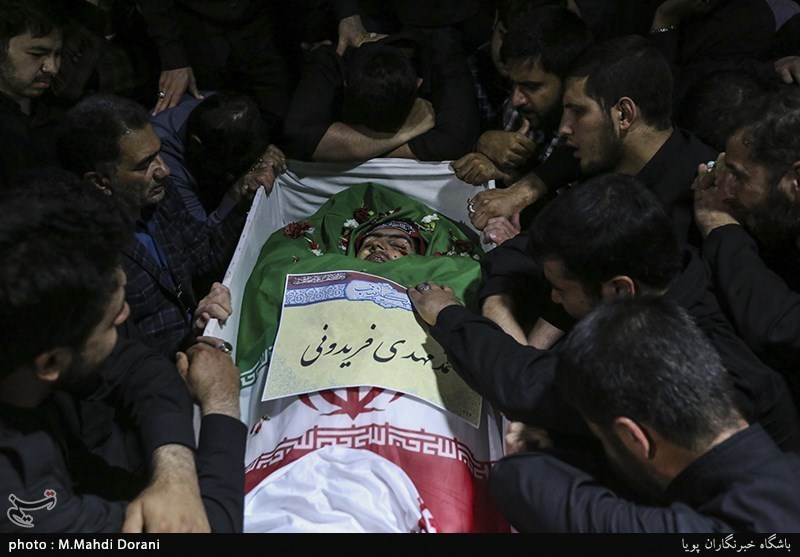 مراسم وداع با پیکر مطهر شهید محمدمهدی فریدونی