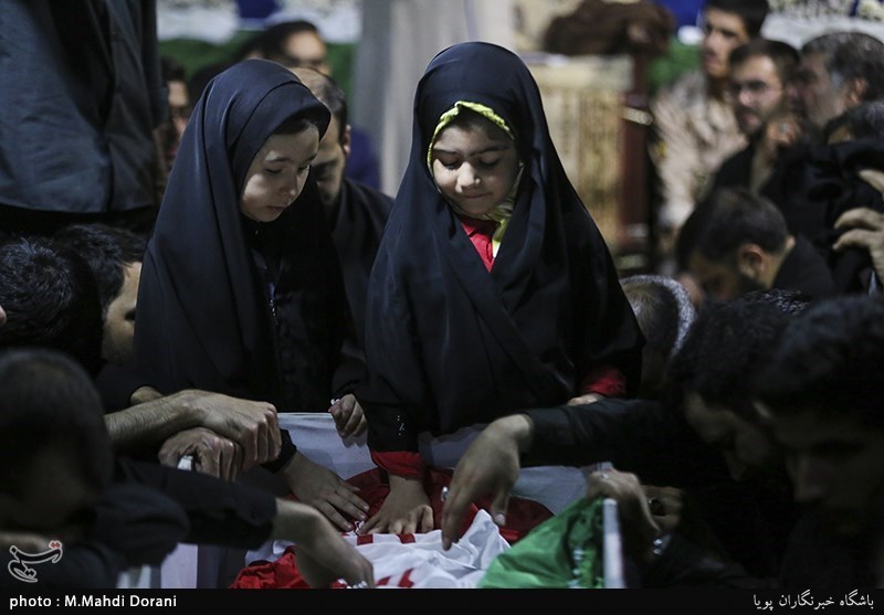 مراسم وداع با پیکر مطهر شهید محمدمهدی فریدونی