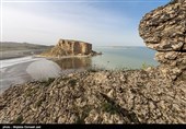 کاظم‌داشی تکه سنگ بزرگ و جزیره‌وار در شمال غربی دریاچه ارومیه است.