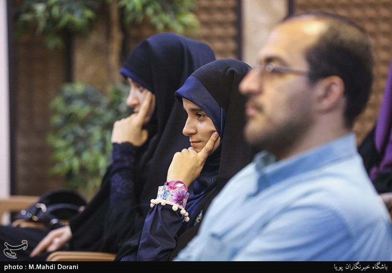 هجدهمین محفل شعر قرار