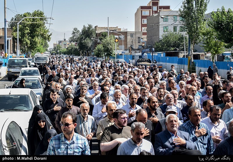مراسم تشییع حجت‌الاسلام و المسلمین سیدعلی‌اکبر حسینی استاد اخلاق مشهور برنامه اخلاق در خانواده 