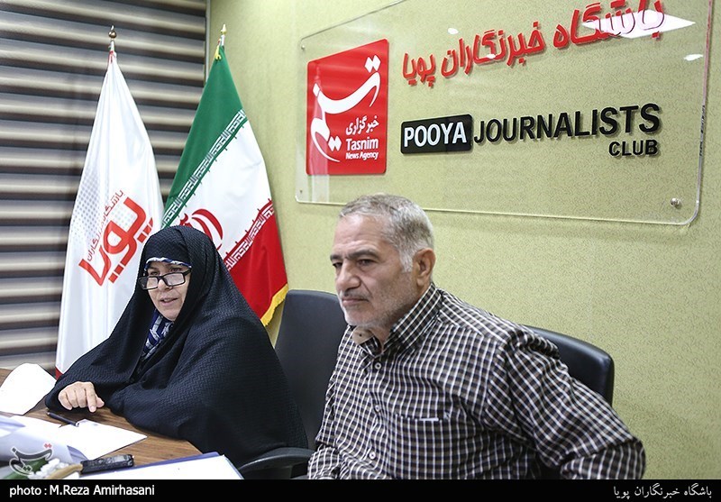 جواد اسکویی و پروین آزاد رییس هیات مدیره کانون آرامش جانبازان اعصاب و روان