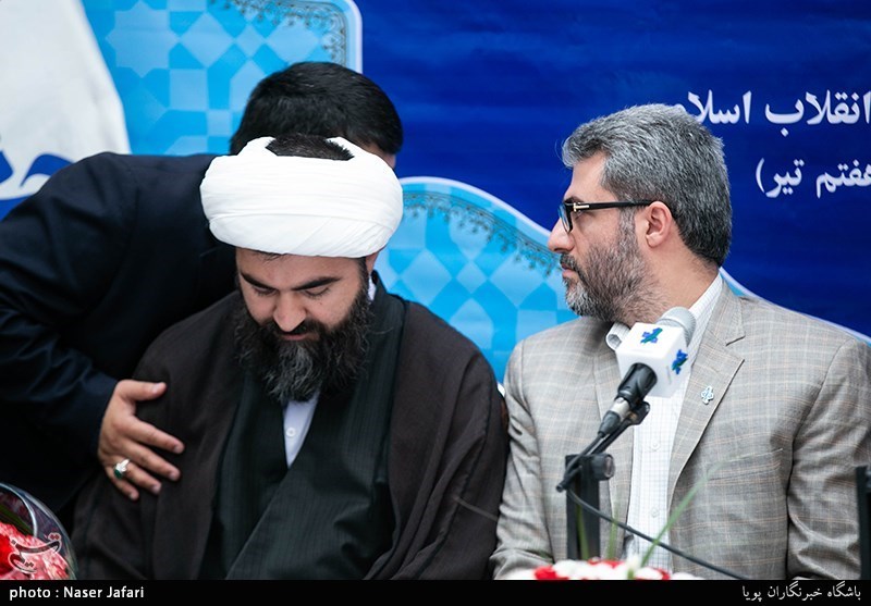 نشست خبری سرچشمه انقلاب