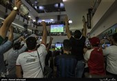 تماشای تیم های فوتبال ایران و پرتغال در چارسو