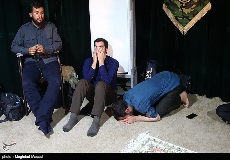 مراسم وداع با پیکر دو شهید تازه تفحص شده