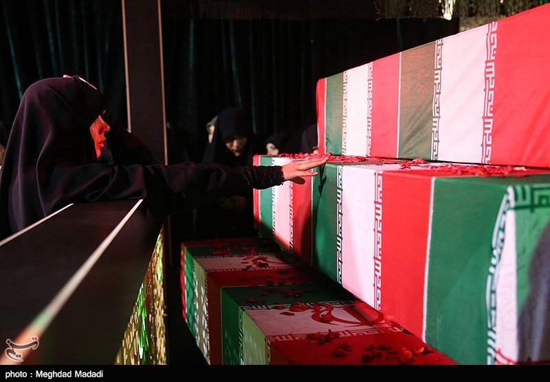 مراسم وداع با پیکر دو شهید تازه تفحص شده