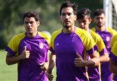 حاتمی: روانخواه مرا کنار گذاشت تا بازیکنی با 8 کیلو اضافه وزن را بیاورد/ چطور هنوز سرمربی سایپا است؟!