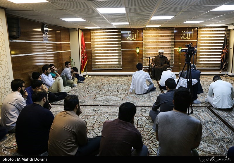 سخنرانی حجت الاسلام احسان بی آزار تهرانی