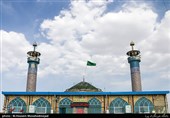 این امامزاده به نقل مشهور از دختران بِلا فصل امام جواد (ع) است و بارگاه شریفشان در فاصله هفت کیلومتری جنوب غربی شهر نراق در منطقه ای به نام بیدشکین واقع شده است.