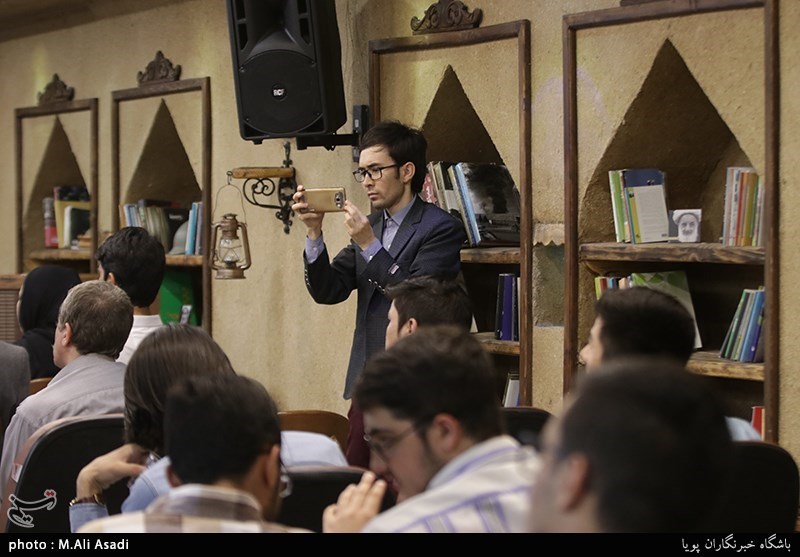 پاسداشت سیدابوطالب مظفری شاعر افغانستانی