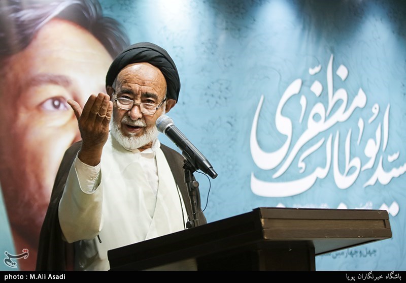 پاسداشت سیدابوطالب مظفری شاعر افغانستانی