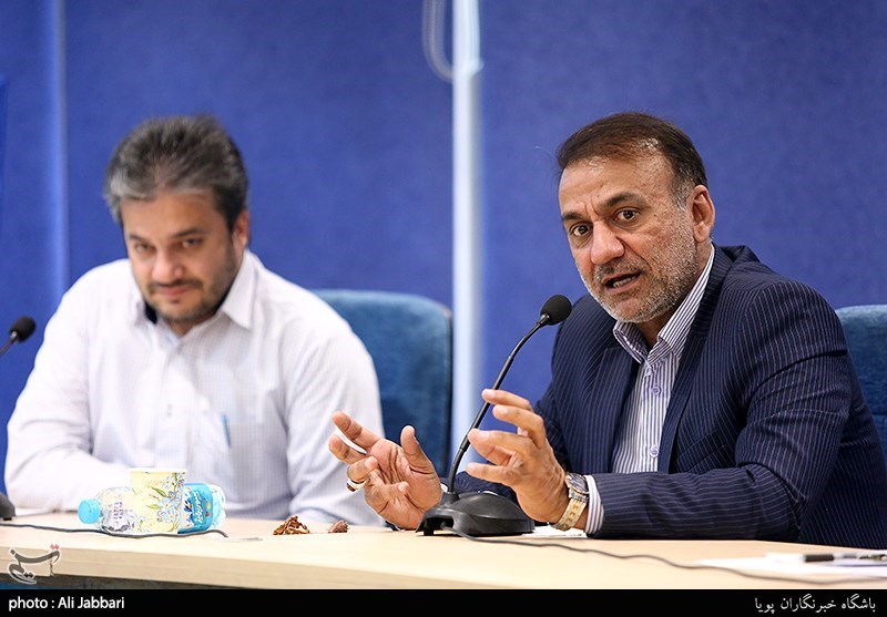 محمد جوروند مدیرکل ارشاد خوزستان در نشست خبری جشنواره تئاتر ملی اهواز