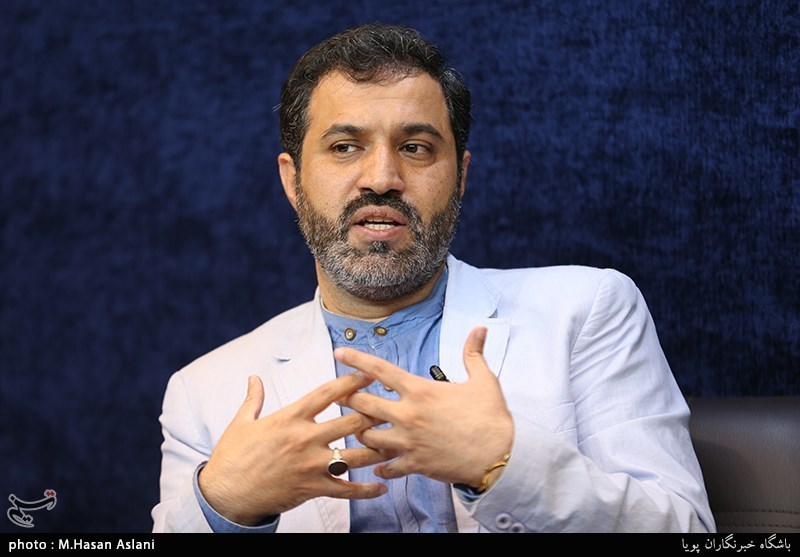 قاسم صرافان شاعر معاصر 