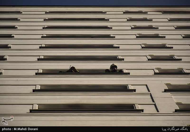  آتش‌سوزی در برج پارامیس