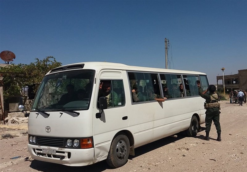 Syrian army in Quneitra