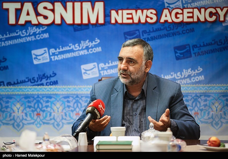 حضور محسن جوادی معاون فرهنگی وزیر فرهنگ و ارشاد اسلامی در خبرگزاری تسنیم