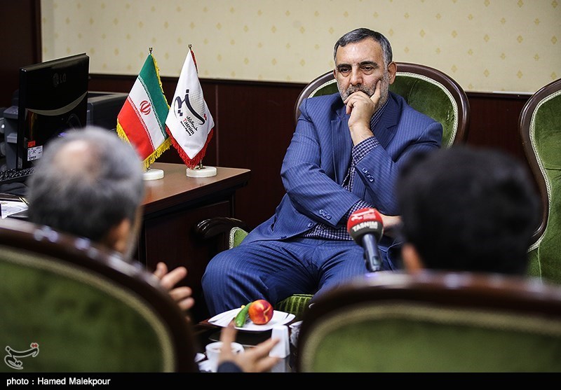 حضور محسن جوادی معاون فرهنگی وزیر فرهنگ و ارشاد اسلامی در خبرگزاری تسنیم